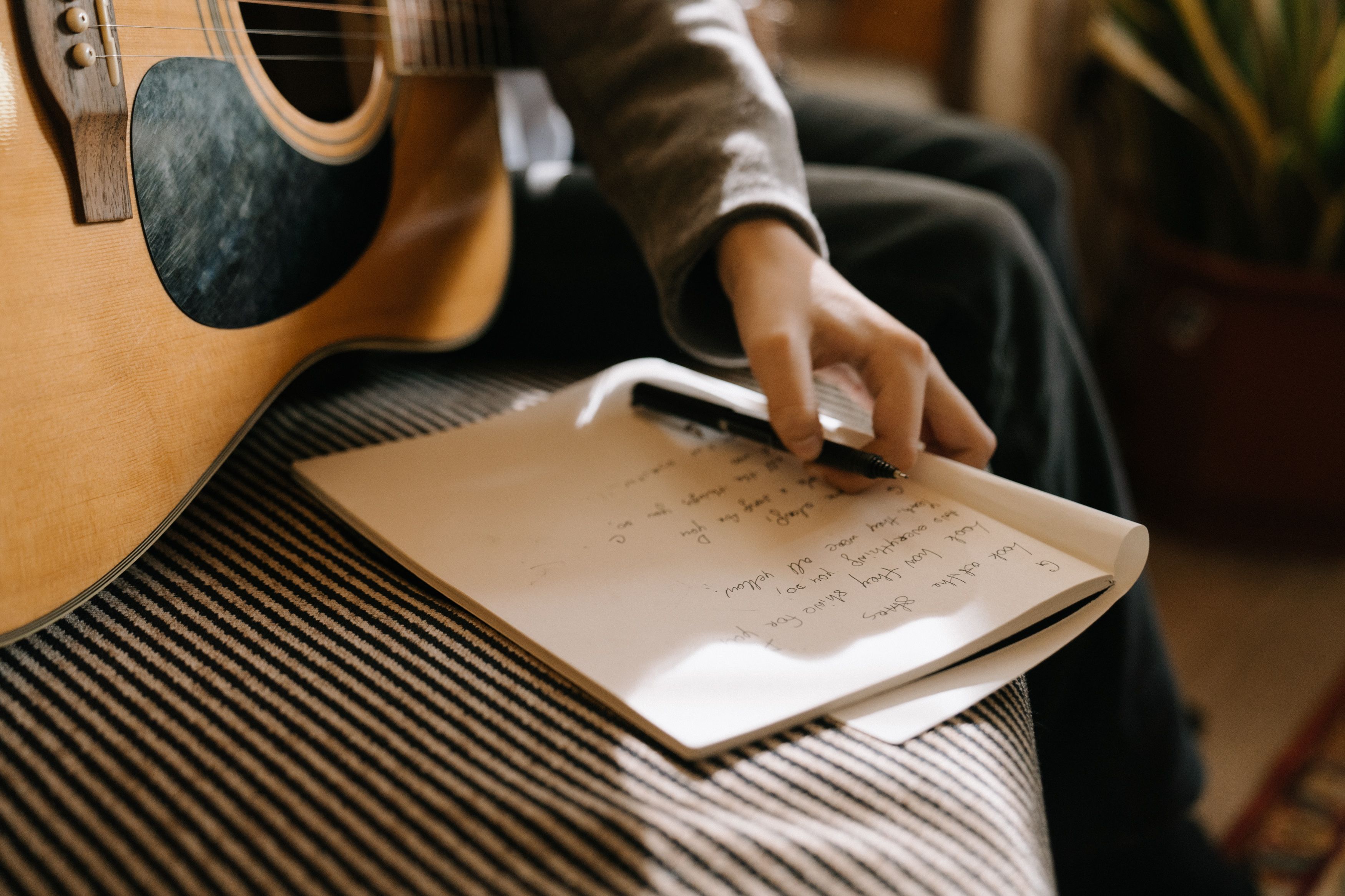 Songwriting on Guitar: Idea to Finished Song